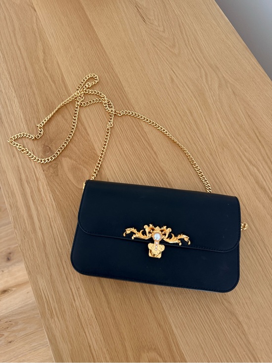 Charles & Keith Handbags - Charles & Keith Chain Shoulder/ handbag with Gold Hardware